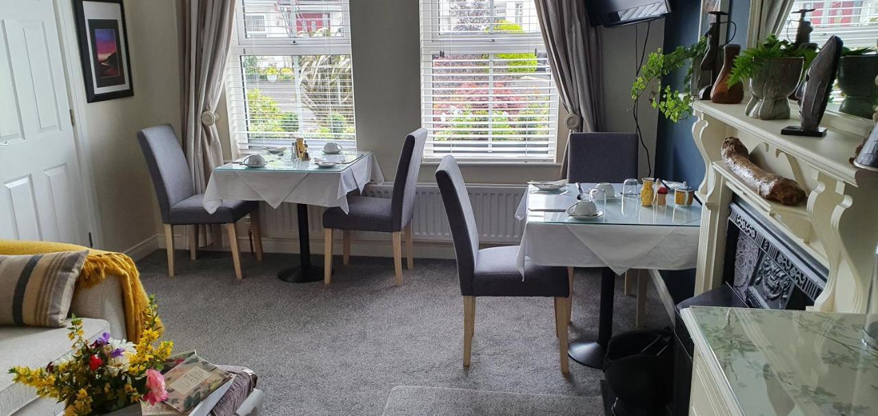 קולריין Grove Bed & Breakfast מראה חיצוני תמונה